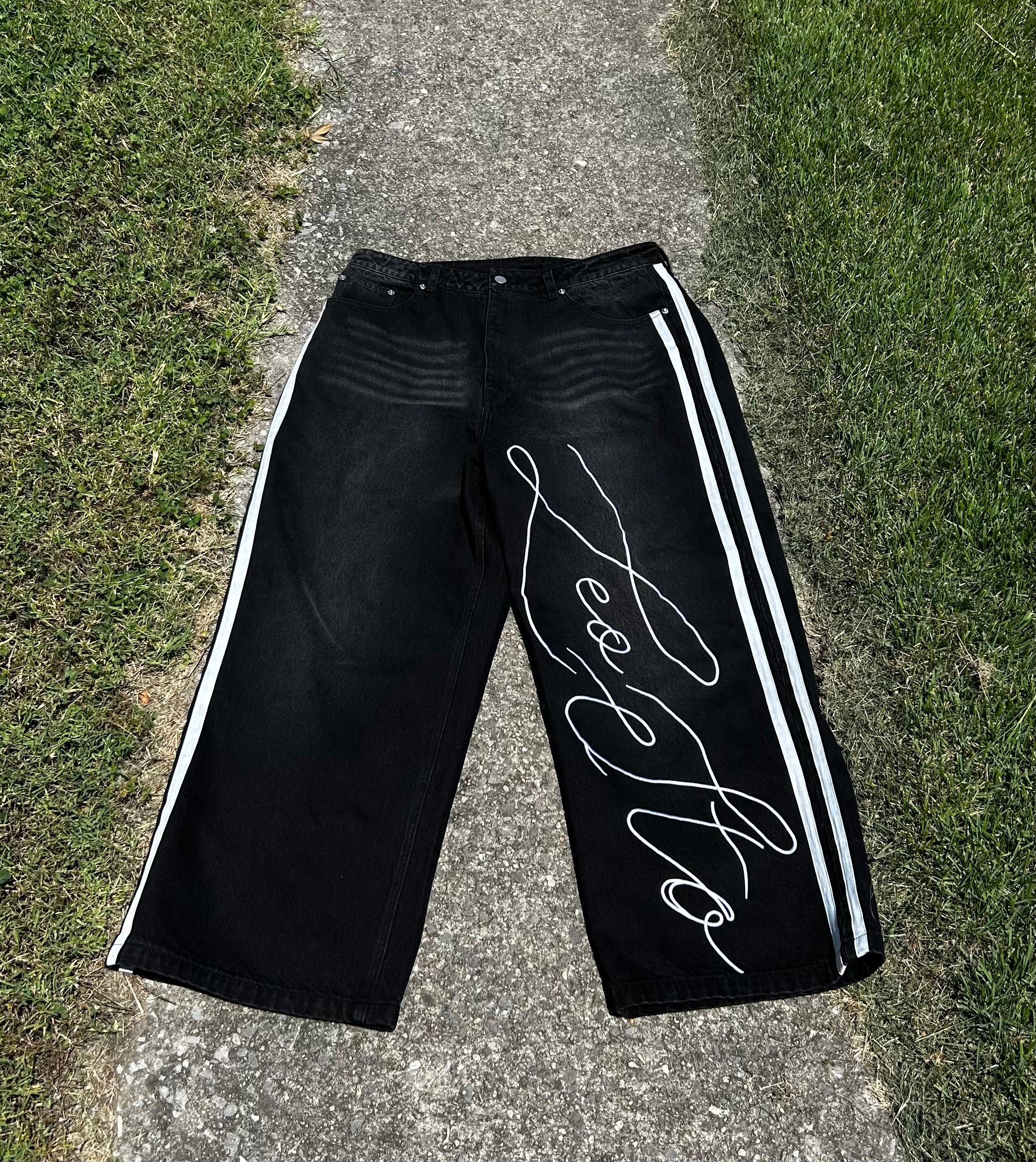 LEOSTO Signature Baggy Jeans