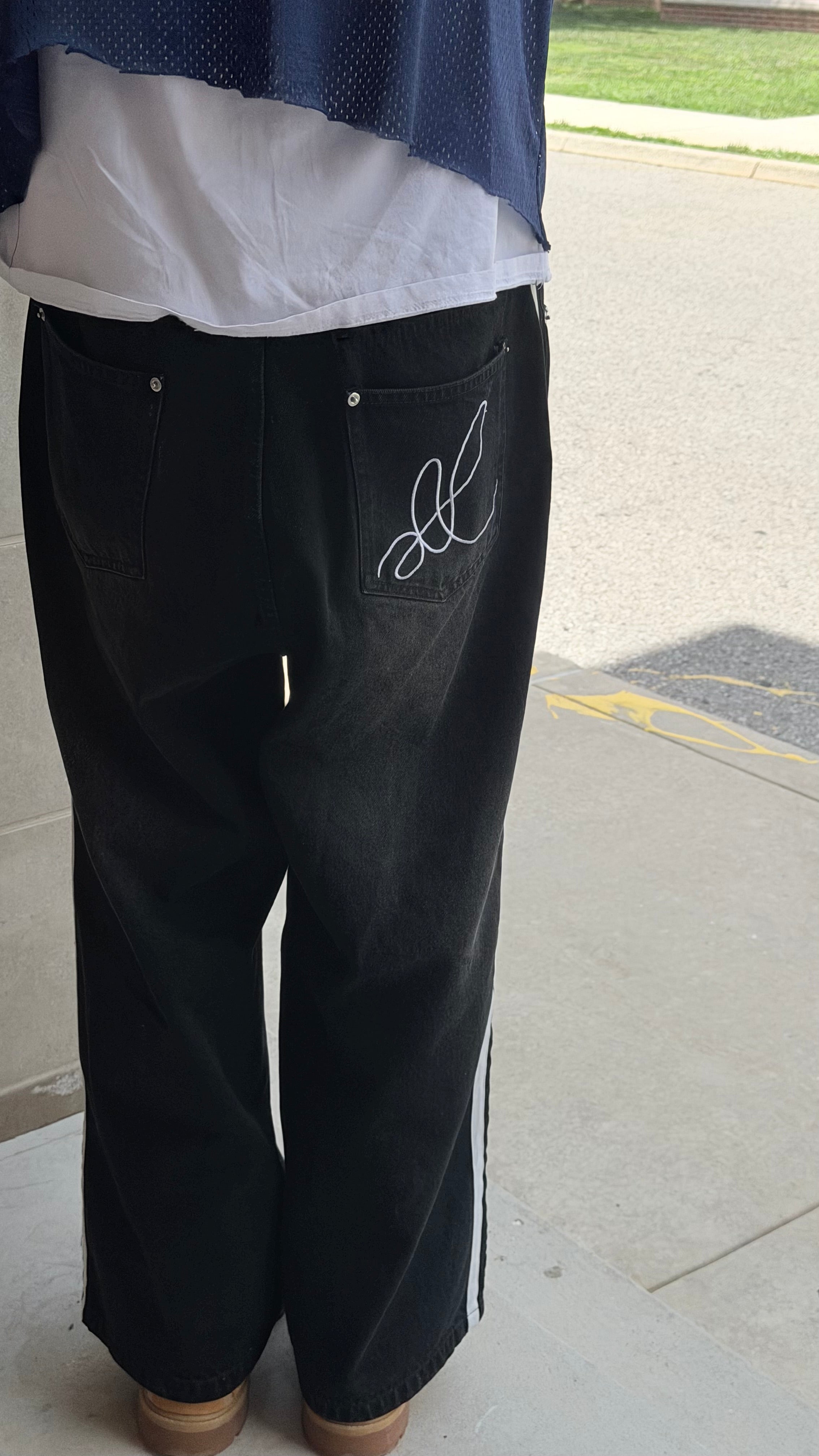 LEOSTO Signature Baggy Jeans